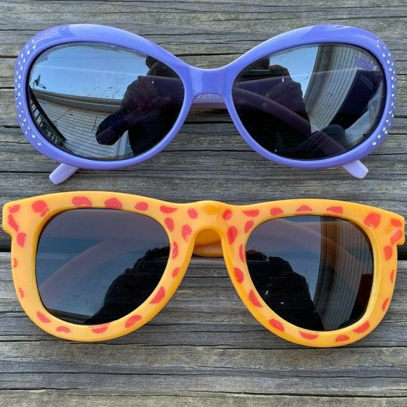 Girl Sunglasses Young Kid Eye Wear Lot of 2 Shade Yellow and Blue Sunglasses - Picture 7 of 8